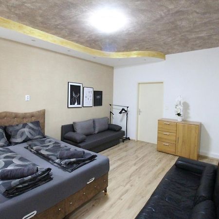 Private Quad Bedroom With Bathroom Rf3 Bécs Kültér fotó