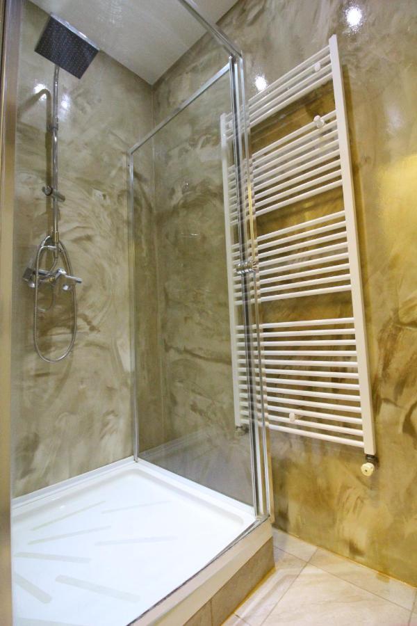 Private Quad Bedroom With Bathroom Rf3 Bécs Kültér fotó